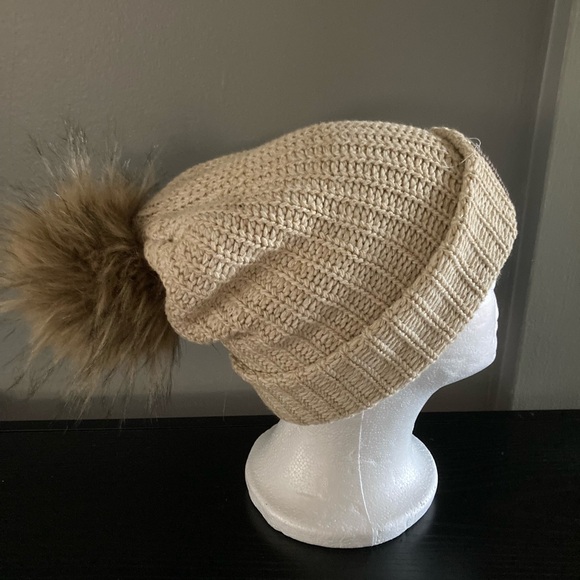 In Excellent Condition! LOVE YOUR MELON Hat - Picture 2 of 8